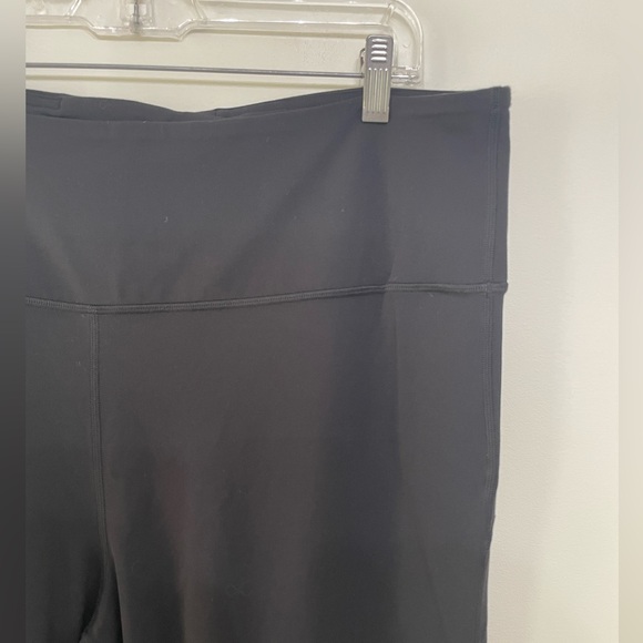 NWOT lululemon athletica Groove Super High Rise Flared Pant - Picture 3 of 9